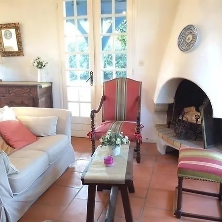 House Maison Arnaga : Charme Basque Pour Des Vacances Paisibles 別荘 *
