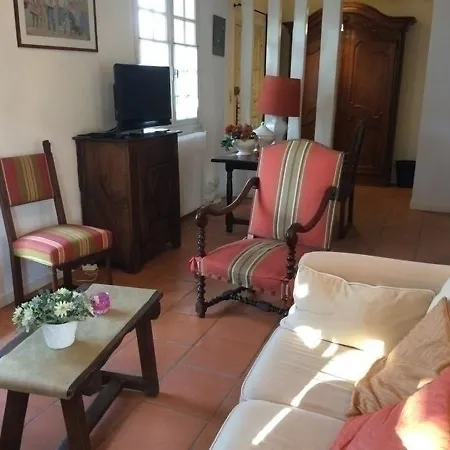 House Maison Arnaga : Charme Basque Pour Des Vacances Paisibles アングレット